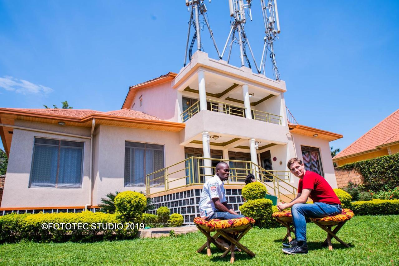 Kigali Castle Vandrehjem Eksteriør billede